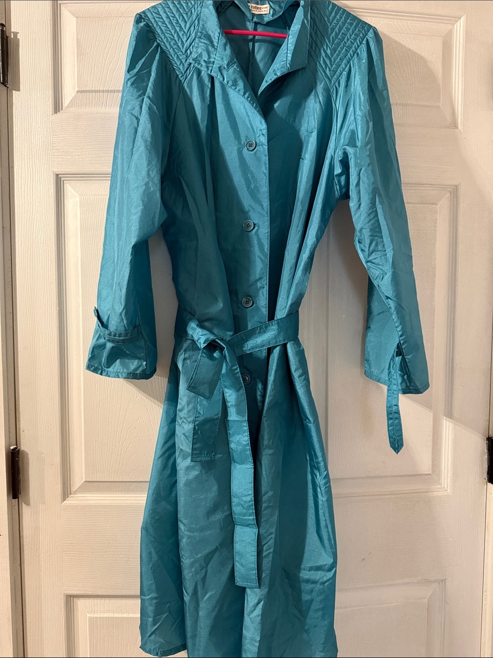 Totes Raincoat